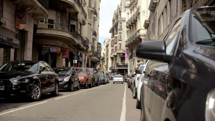 Como andar e se locomover em Montevidéu: carro